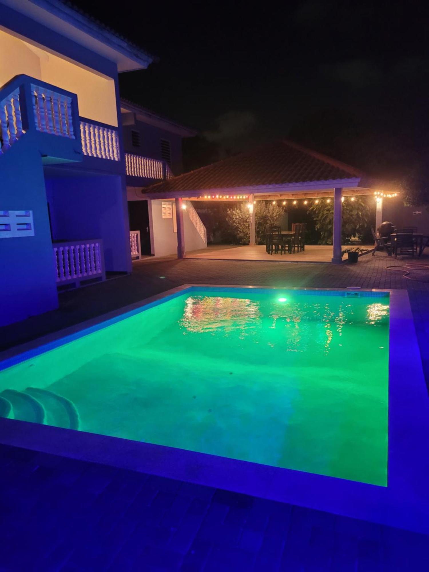 Cattleya Apartments Curacao Willemstad Ngoại thất bức ảnh